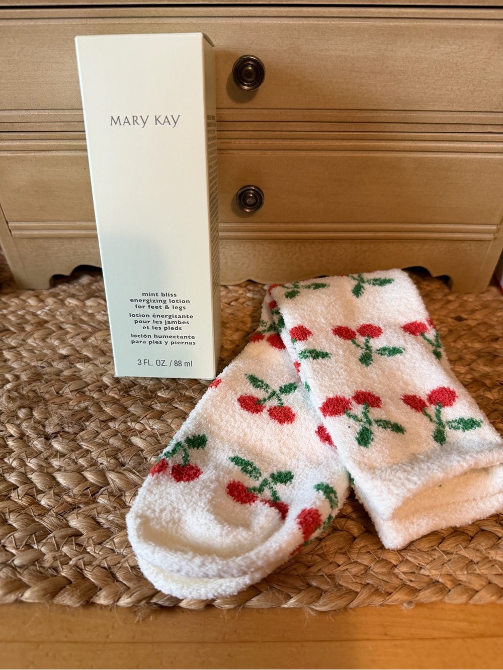 Mary Kay Mint Bliss Energizing Lotion with White Cherry Pattern Socks
